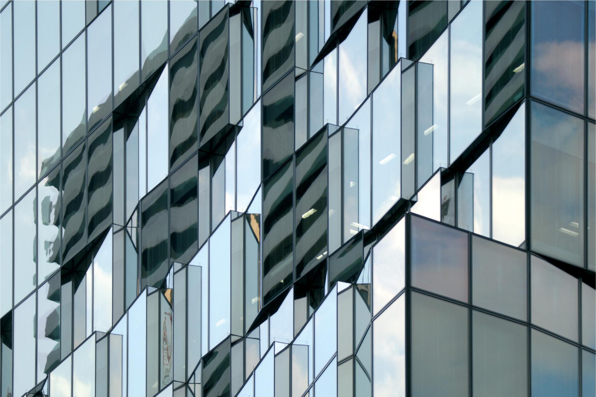 Osaka Fukoku Seimei Building (arch. Dominique Perrault Architecture, 2010). Photo by author