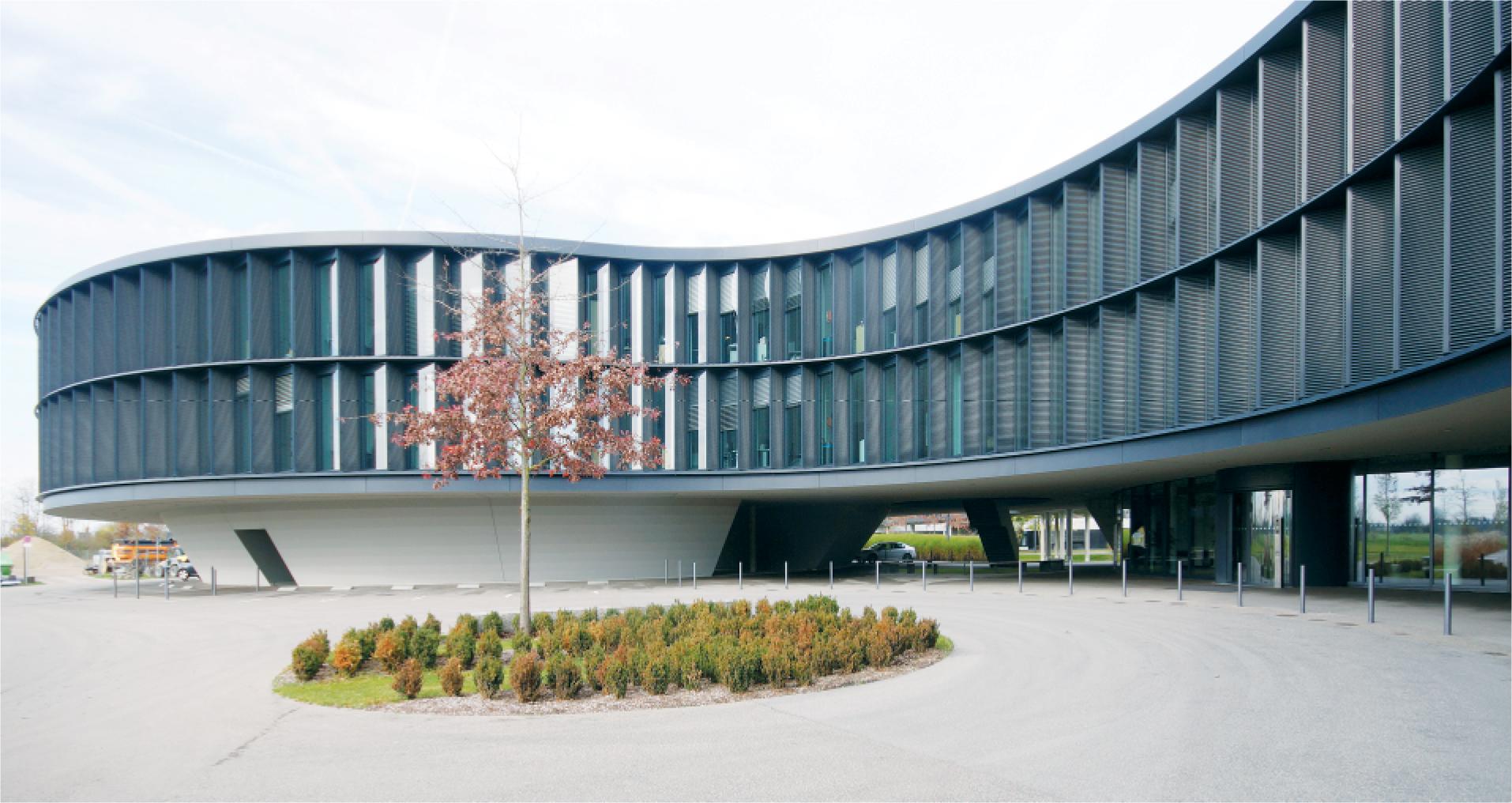 ESO European Southern Observatory (arch. Auer Weber, 2008). Photo by author
