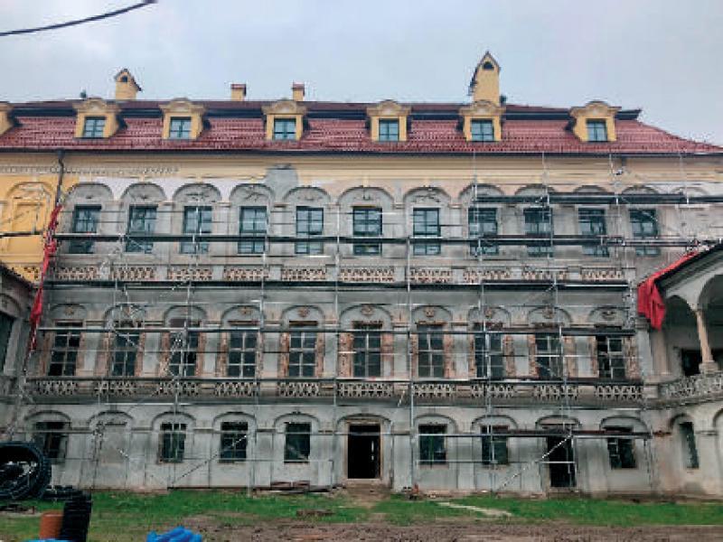 Żyrowa, the palace, stately (west) courtyard, north wing, south elevation (photo by Authors)
