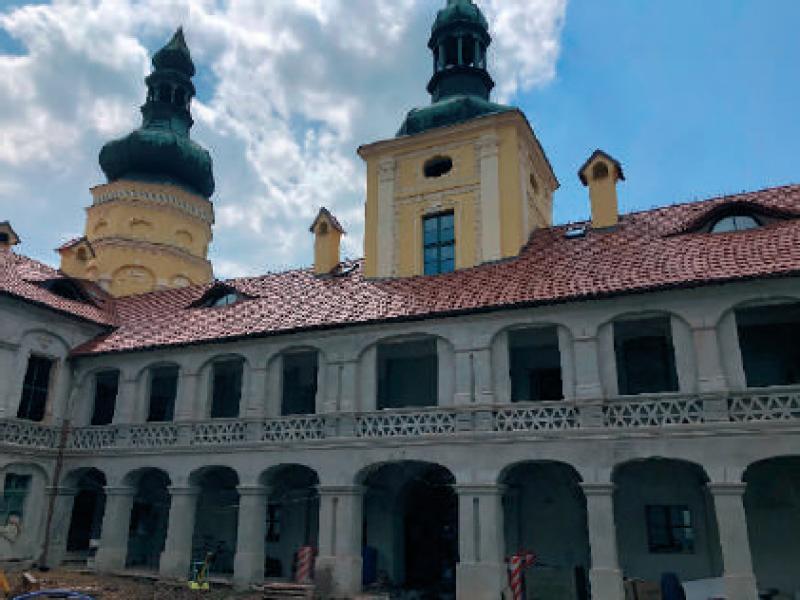Żyrowa, the palace, stately (west) courtyard, south wing, north elevation (photo by Authors)