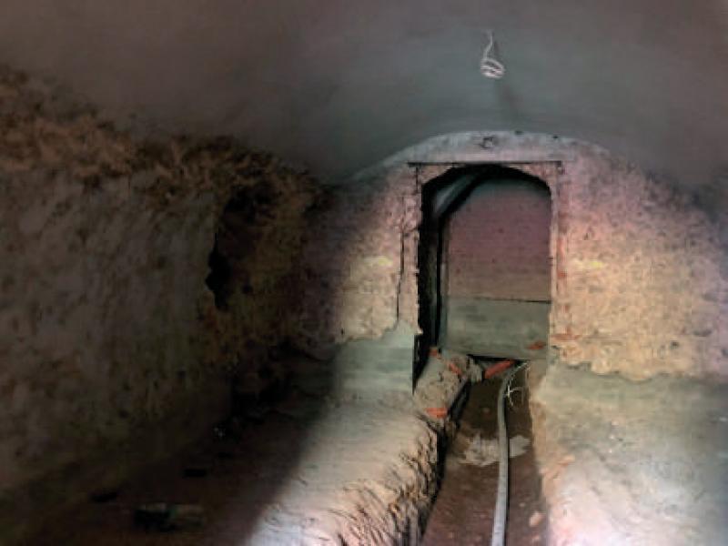 Żyrowa, the palace, ground floor, Gothic hall – interior (photo by Authors)