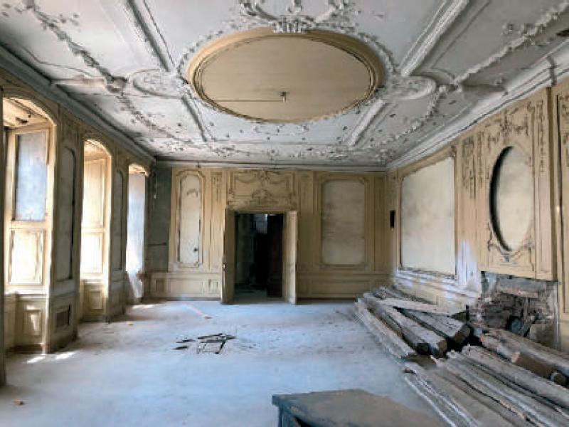 Żyrowa, the palace, north wing, first floor, ceremonial room in frontal longitudinal section (photo by Authors)