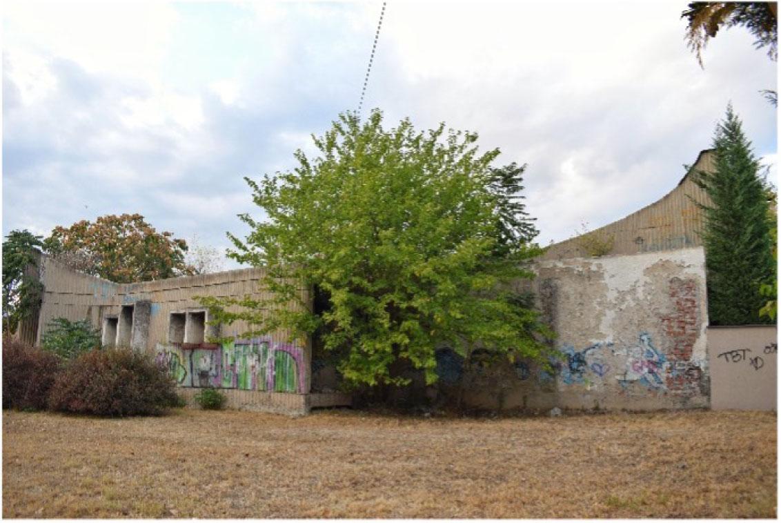 The local community building known as “mesna zaednica”, Taftalidze-Skopje – 1971. Photo: Jana Brsakoska, 2019.