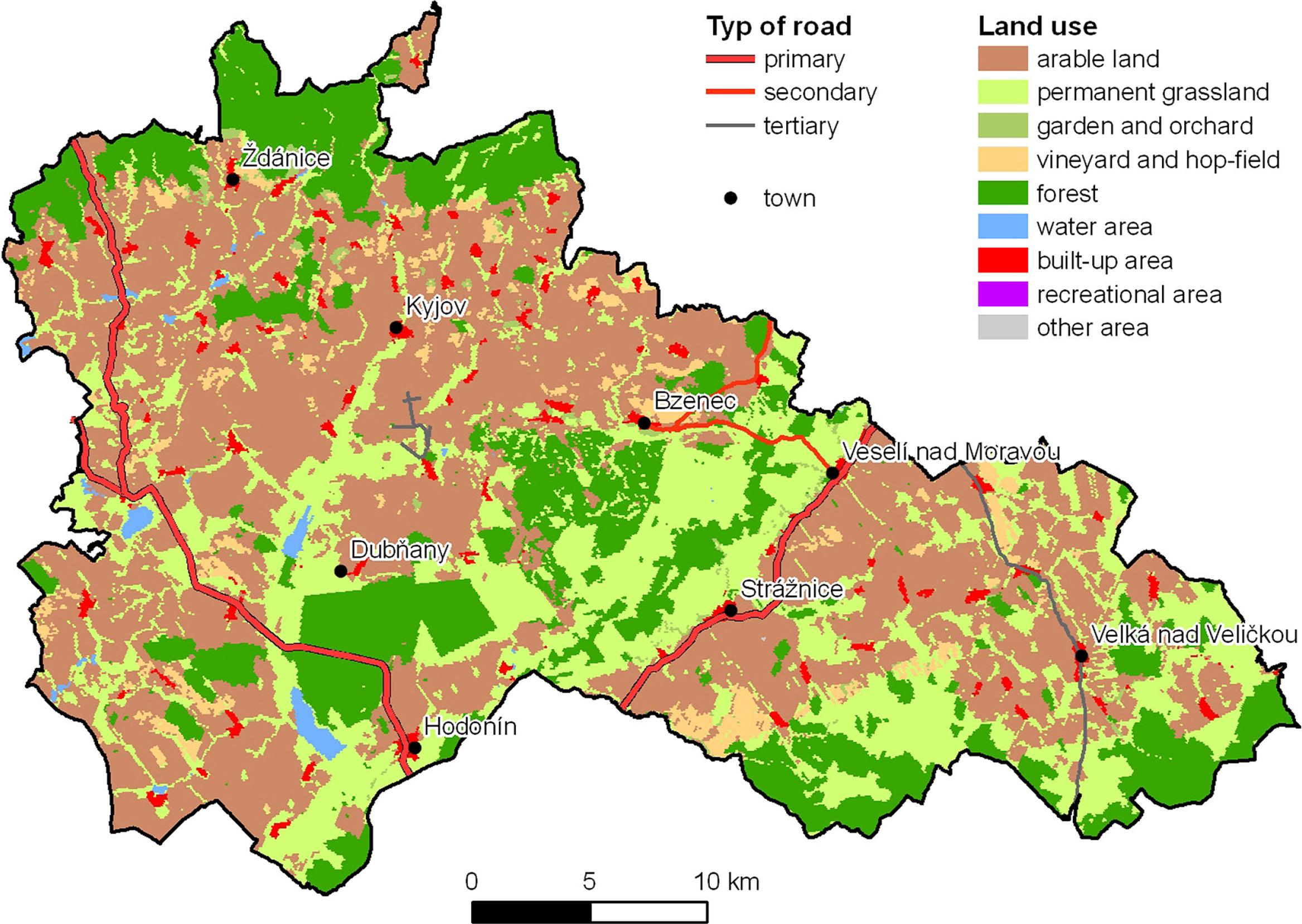 The road network and land use in the Hodonín region in the 1840s.