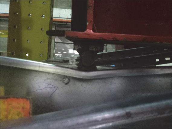 Failure on the beam’s top flange
Source: Own work